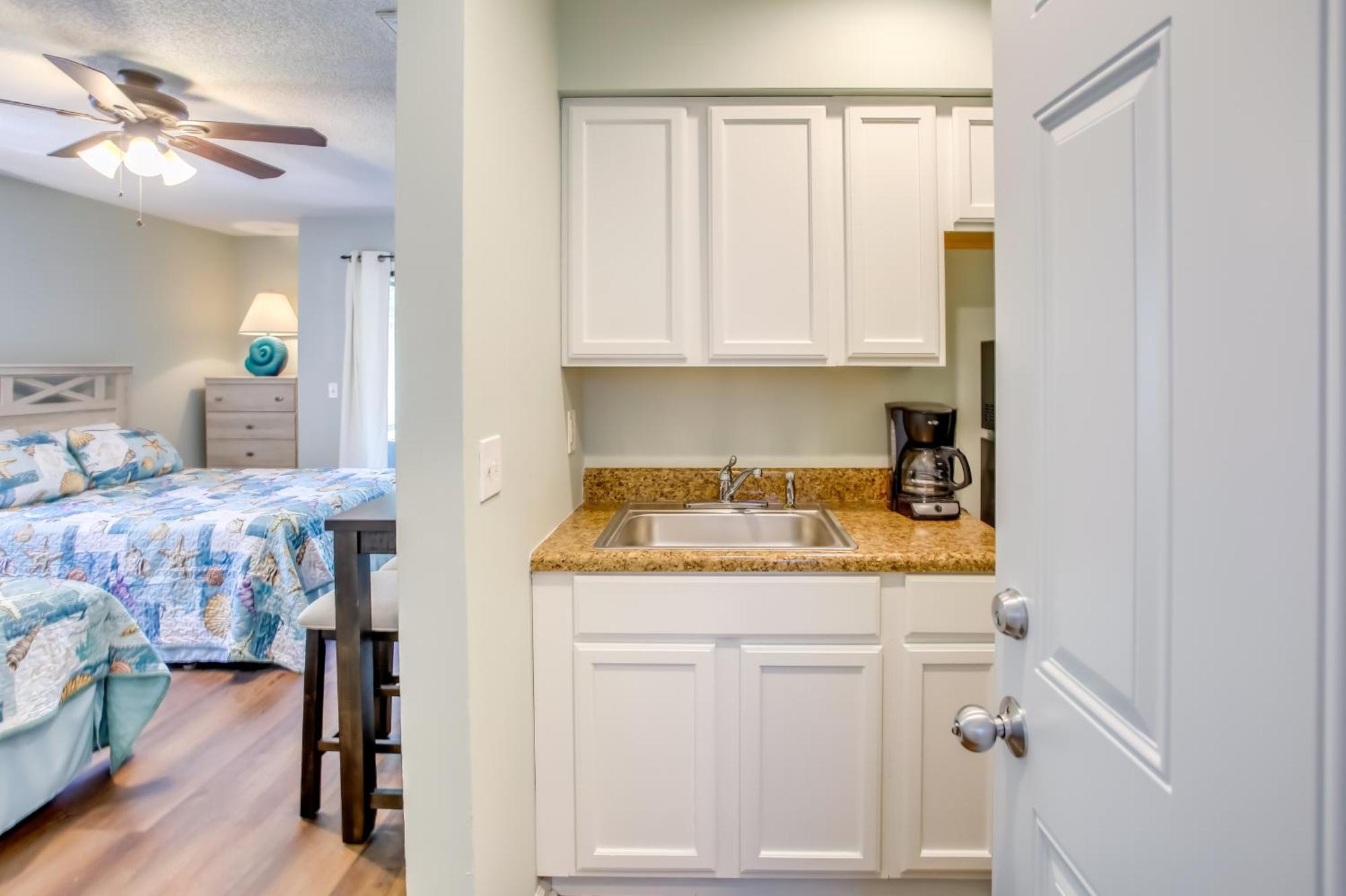 Sunset Beach Golf Condo With Pool About 2 Mi To Beach! Exterior photo